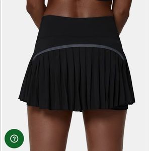 halara tennis skirt size small